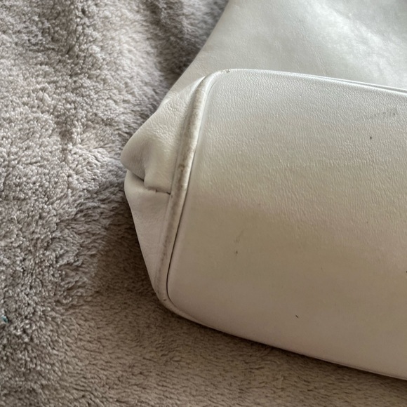 Paloma Picasso White Shoulder Purse - Picture 11 of 16